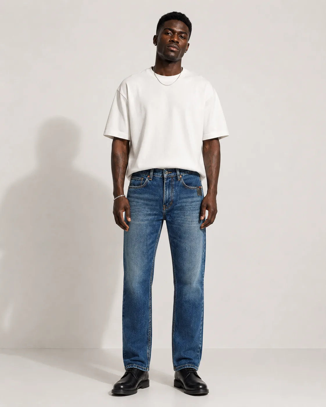 Straight Fit Denim Jeans - Victor 96